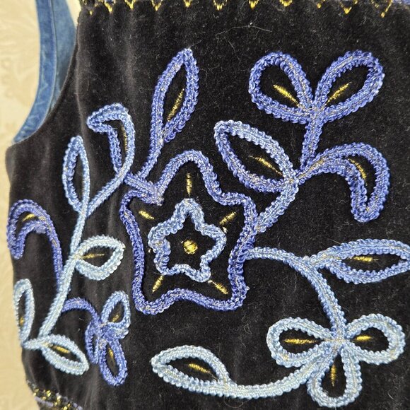 Vintage Tantrums Size Medium Chambray Patchwork Vest Velvet Embroidery Buttons - Picture 7 of 15